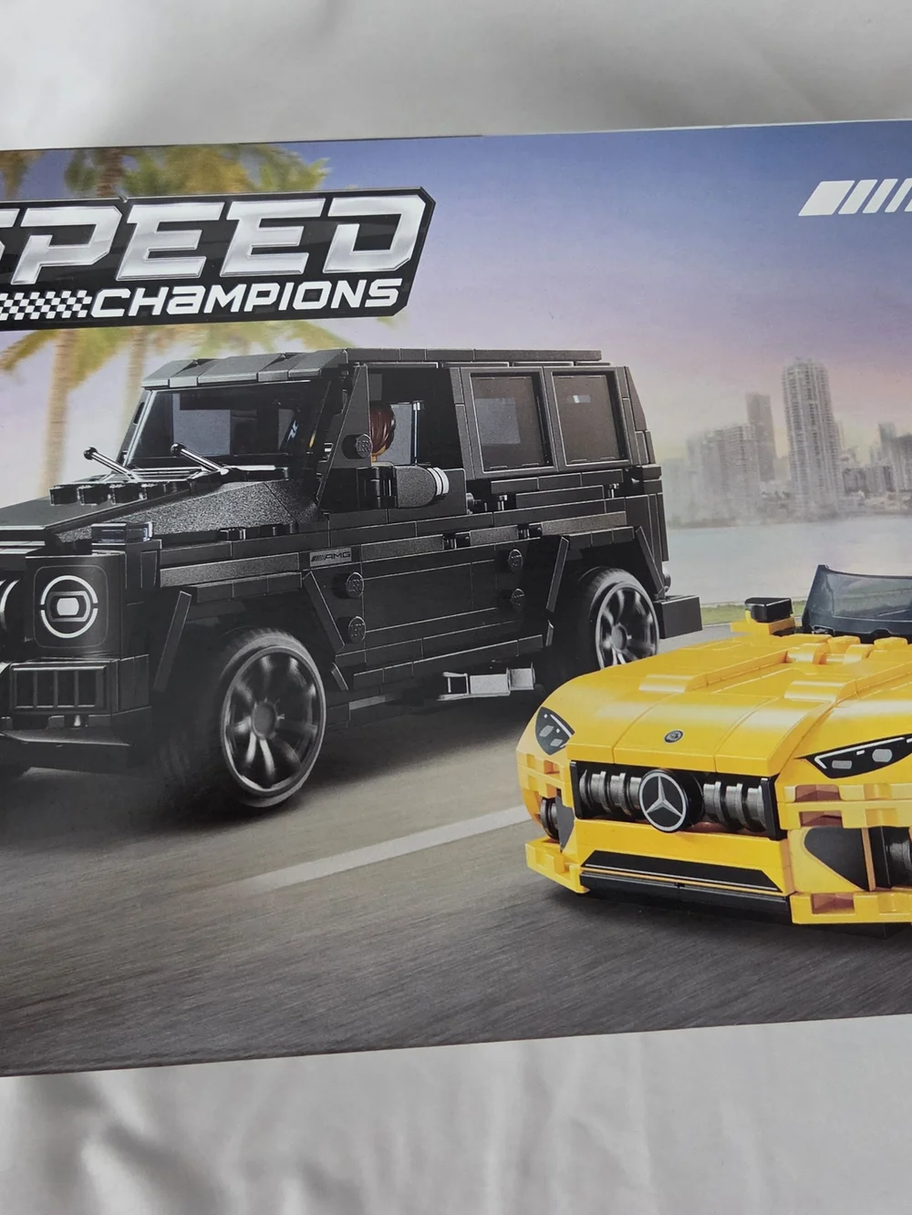 Lego Speed Champions Black SUV & Yellow Sports Convertible